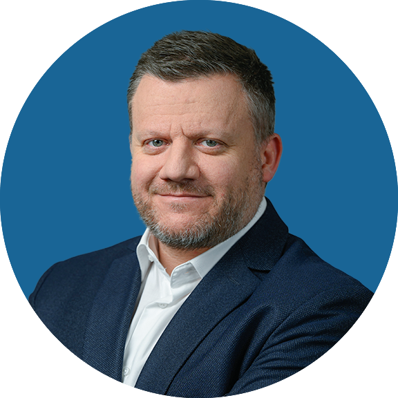 <span>James Cotton nowym CEO</span> 2024<br>James Cotton